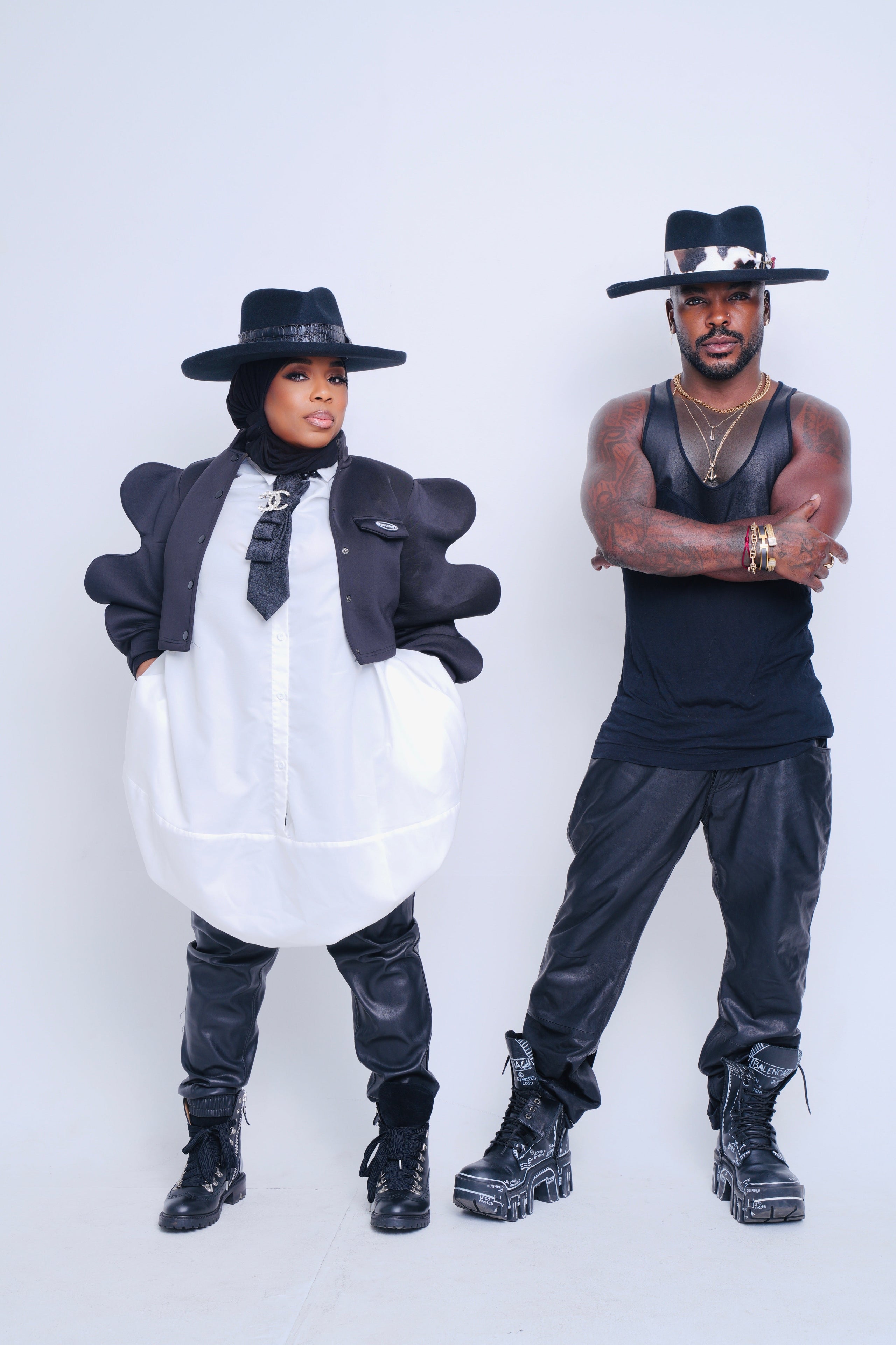 SheWorkz X SimStyled Brims